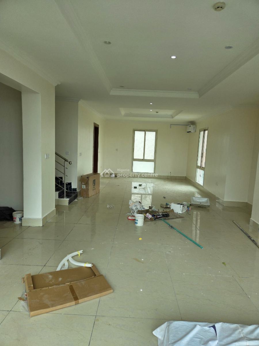 a Serviced 3 Bedroom  Maisonette  with a Room Bq, Old Ikoyi, Ikoyi, Lagos, Flat / Apartment for Rent