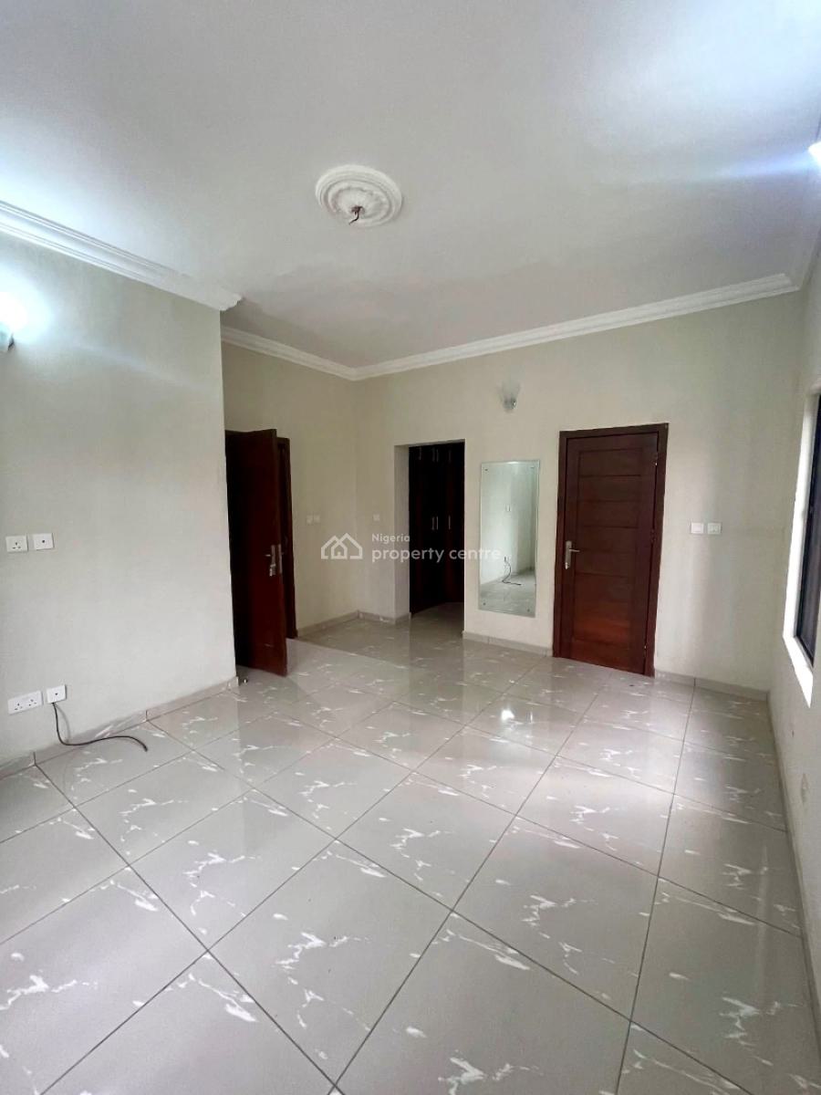 Serviced 3 Bedrooms Apartment Available, Lekki Phase 1, Lekki, Lagos, Flat / Apartment for Rent