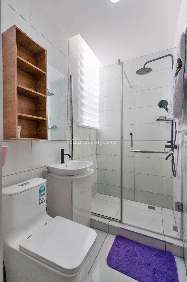 Beautiful 2 Bedroom Penthouse with Pool, Gym, Ps5 and Snooker, Gbangbala Street, Ikate Lekki, Ikate Elegushi, Lekki, Lagos, Flat / Apartment Short Let
