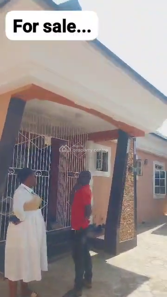 Luxury 3bedroom Bungalow, Ijaiye, Lagos, Detached Bungalow for Sale