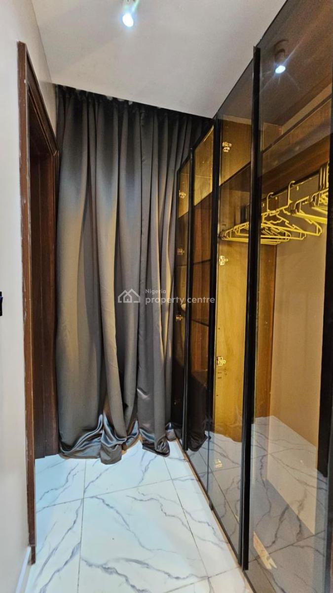 Luxury 2 Bedroom Apartment with Gym, Pool and Ps5, Chibo Ofodile Close, Admiralty Way Lekki Phase 1, Lekki Phase 1, Lekki, Lagos, Flat / Apartment Short Let