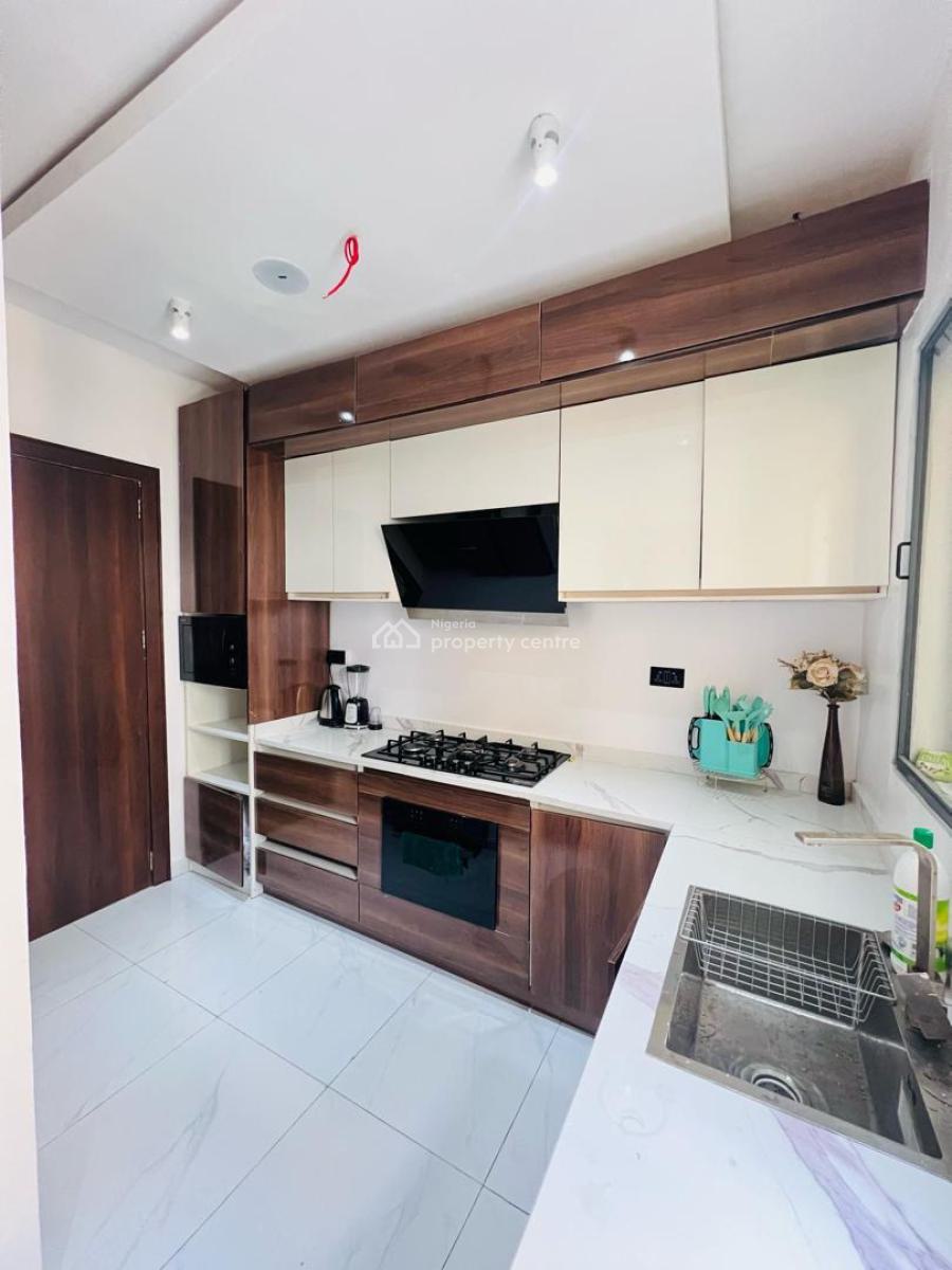 Luxury 2 Bedroom Apartment with Gym, Pool and Ps5, Chibo Ofodile Close, Admiralty Way Lekki Phase 1, Lekki Phase 1, Lekki, Lagos, Flat / Apartment Short Let