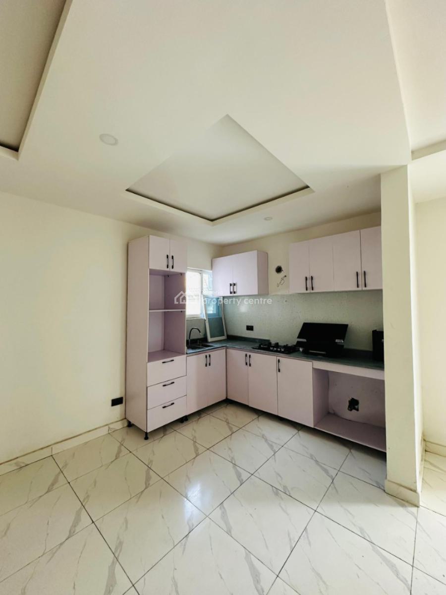 Spacious 2 Bedroom Apartment with Security Post in a Secured Estate, Ikate, Lekki, Lagos, Flat / Apartment for Sale