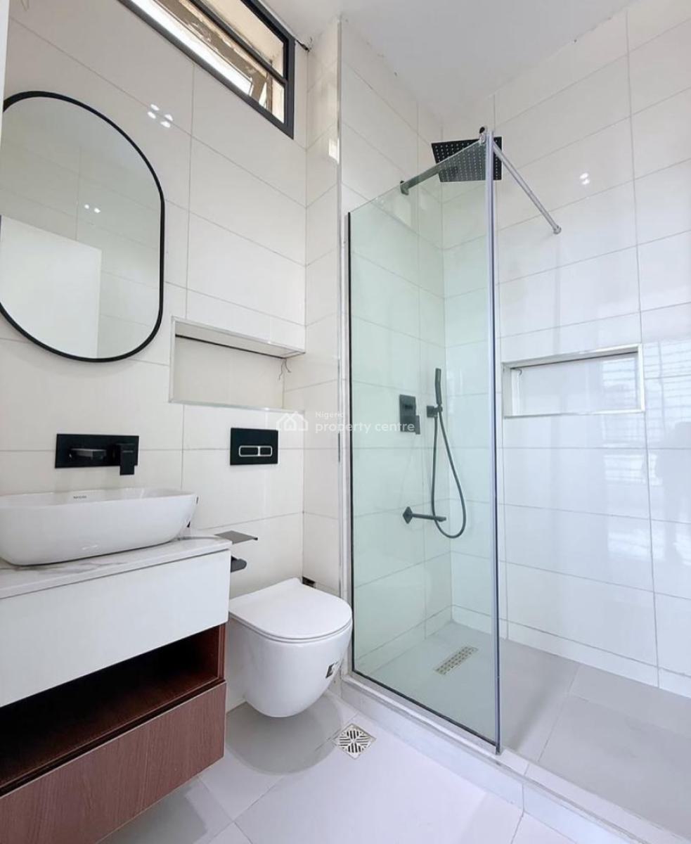 Exquisite 2bedroom Apartment, Jakande Axis, Lekki, Ologolo, Lekki, Lagos, Flat / Apartment for Rent