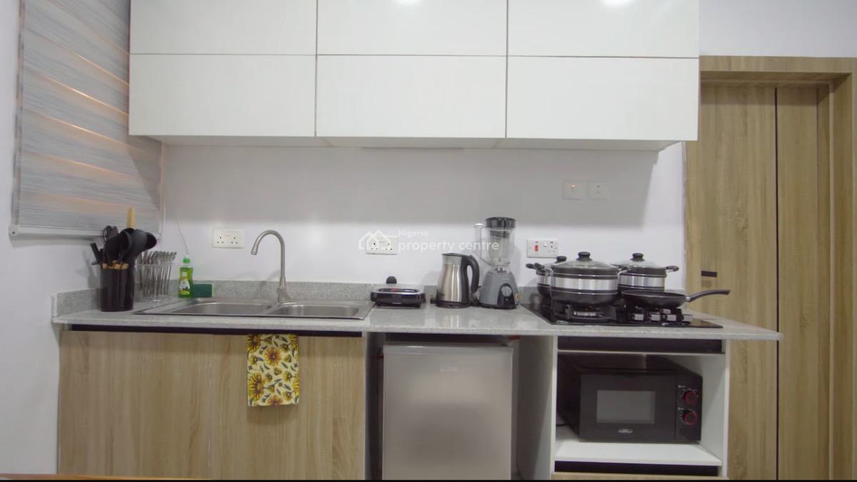 One Bedroom Mini Flat Apartment, Near Whitesand School, Lekki Phase 1, Lekki, Lagos, Mini Flat (room and Parlour) Short Let
