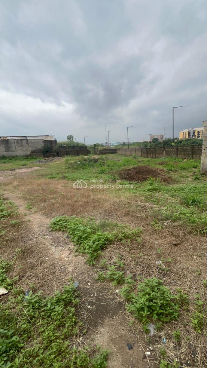 a Buy and Build  Land in a Well Secured Location in The Heart of Ikeja, Few Minutes Drive to Ikeja Shoprite Mall, Agidingbi, Ikeja, Lagos, Mixed-use Land for Sale
