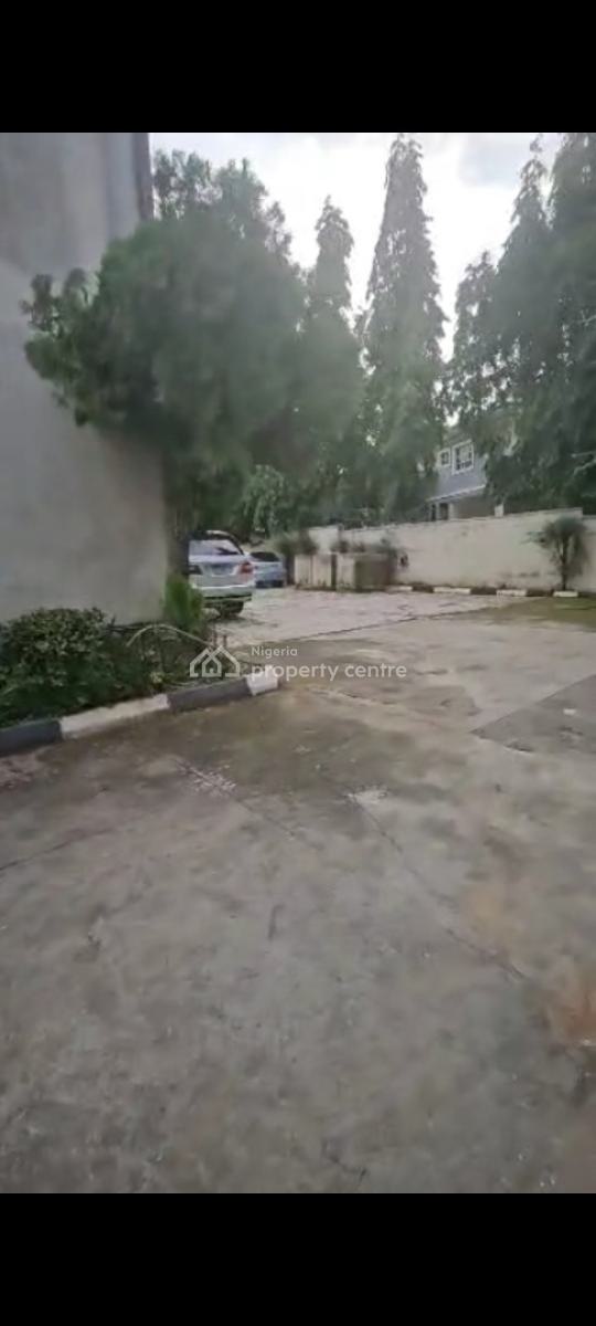 4units of 3bedroom Flat on a 1,414sqm Land Maitama, Close to Farmers Market, Maitama District, Abuja, Block of Flats for Sale