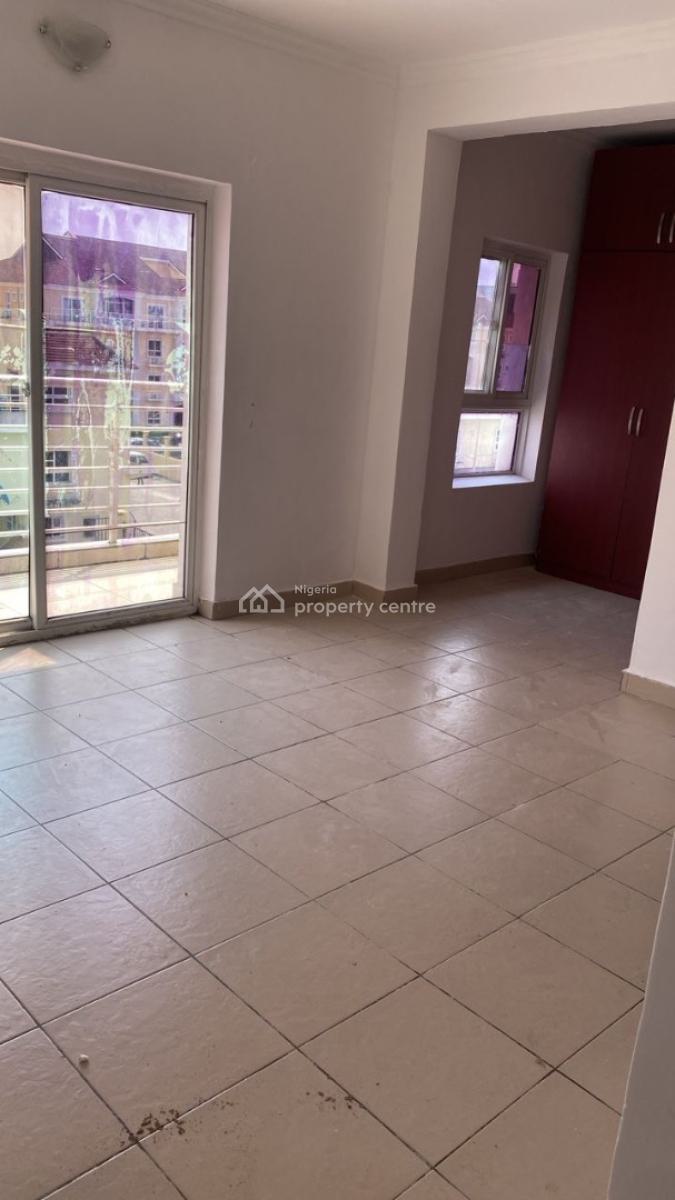 Fully Serviced 3 Bedroom Penthouse, Cromwell Court Estate, Chevron Drive, Osapa, Lekki, Lagos, Flat / Apartment for Rent