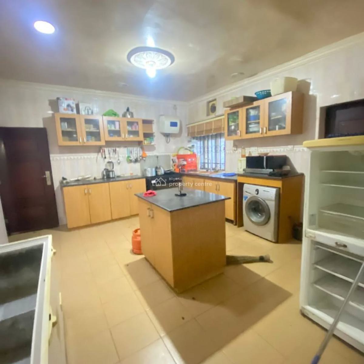 3bedroom Fully Detached Bungalow + Bq on 650sqm Land, Dakwo, Lokogoma District, Abuja, Detached Bungalow for Sale