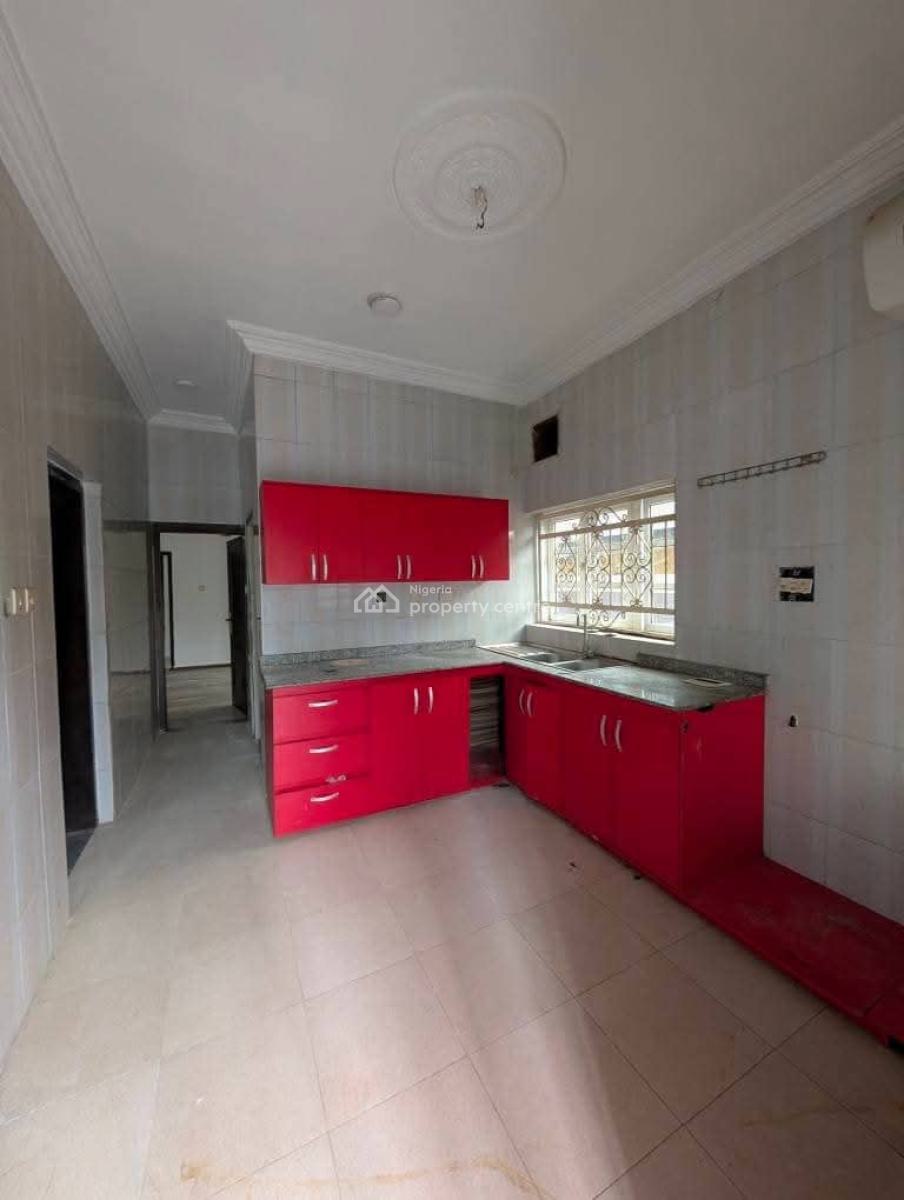 a Clean Four (4) Bedroom Detached Duplex, Mbak Road, Ewet Housing Extension, Uyo, Akwa Ibom, Detached Duplex for Rent
