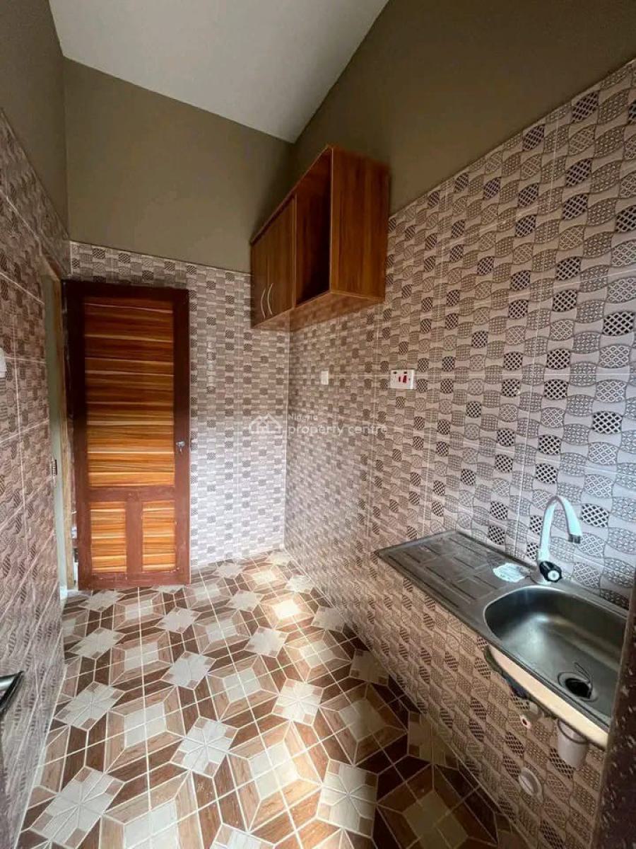 a Clean Selfcontained Apartment, Ekpri Nsukara, Uyo, Akwa Ibom, House for Rent