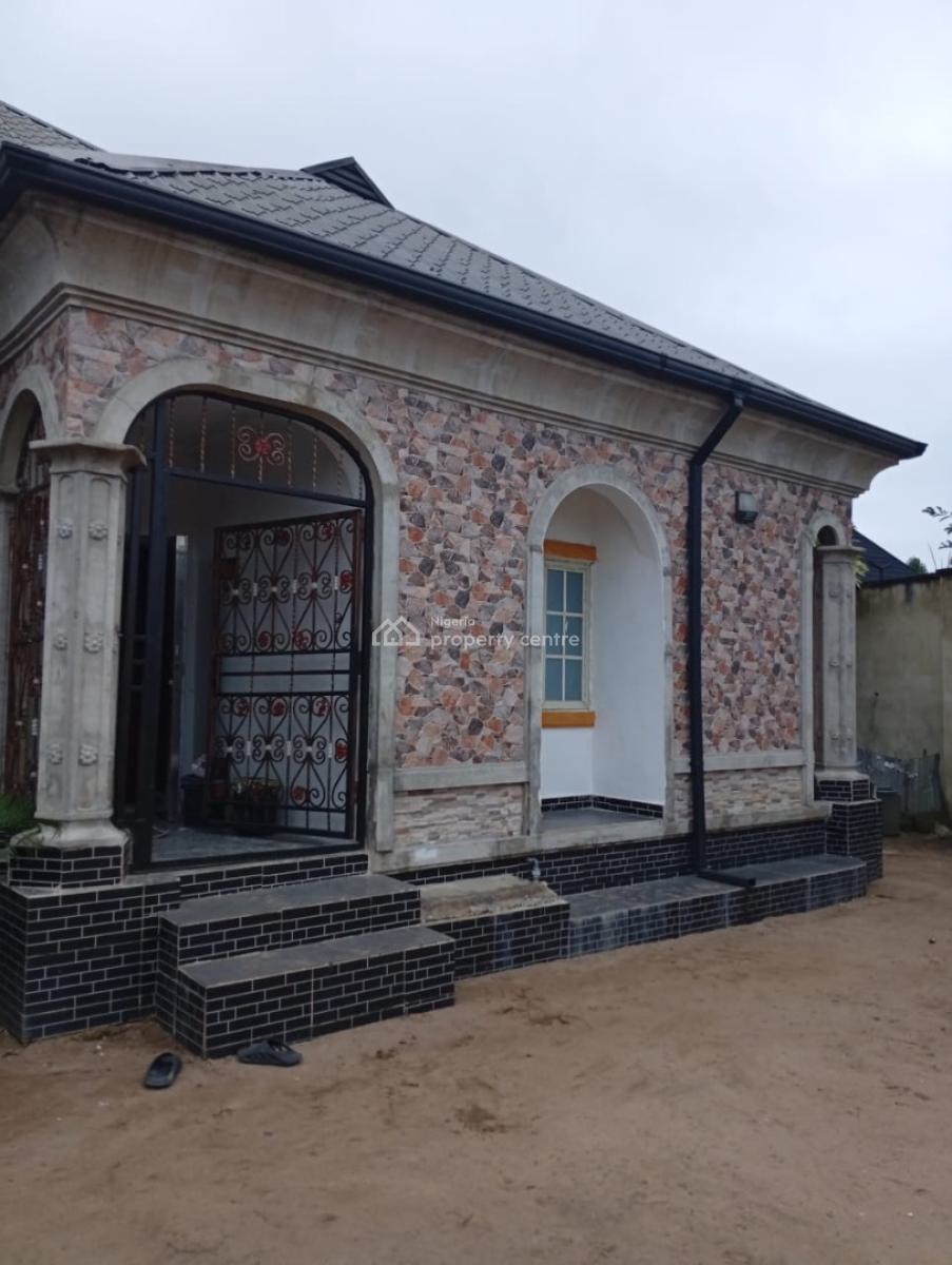 a Standard Five (5) Bedroom Detached Bungalow, Ikot Ekpeyak, By Ekom Iman, Uyo, Akwa Ibom, Detached Bungalow for Sale