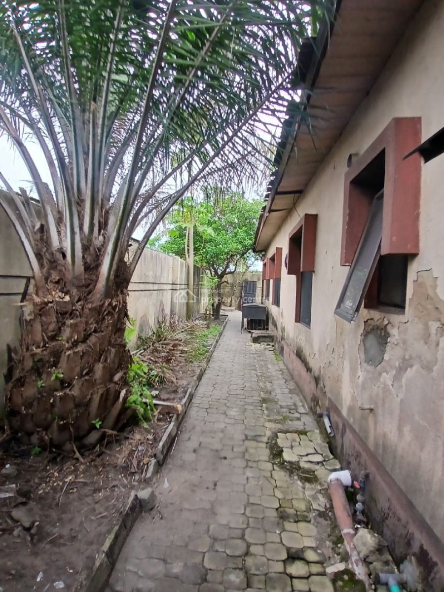 4bedroom Detached Bungalow with Mini Flat Bq (2plots From The Express), Ado Road, Ajah, Ajah, Lagos, Detached Bungalow for Sale