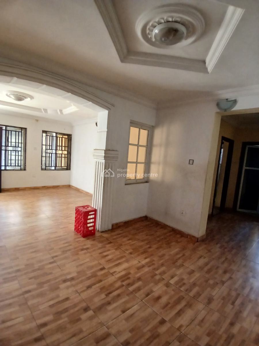 Well Maintained 3bedroom Flat Upstairs, Gated and Secured Estate, Ajah, Lagos, Flat / Apartment for Rent