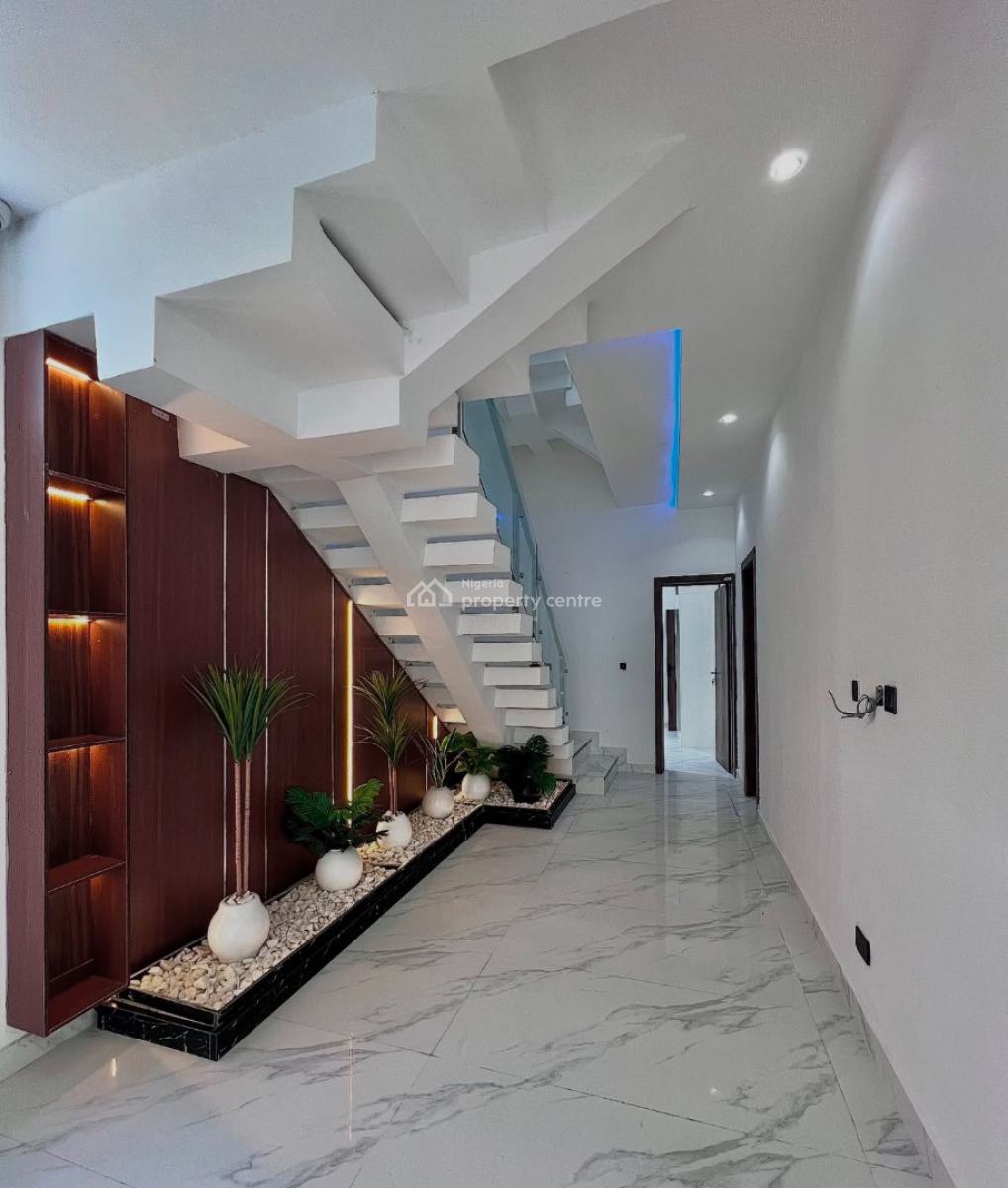 5 Bedroom Fully Detached Home, Pool ,cinema, Gym Etc, Secure Estate at Chevron Lekki, Lekki, Lagos, Detached Duplex for Sale
