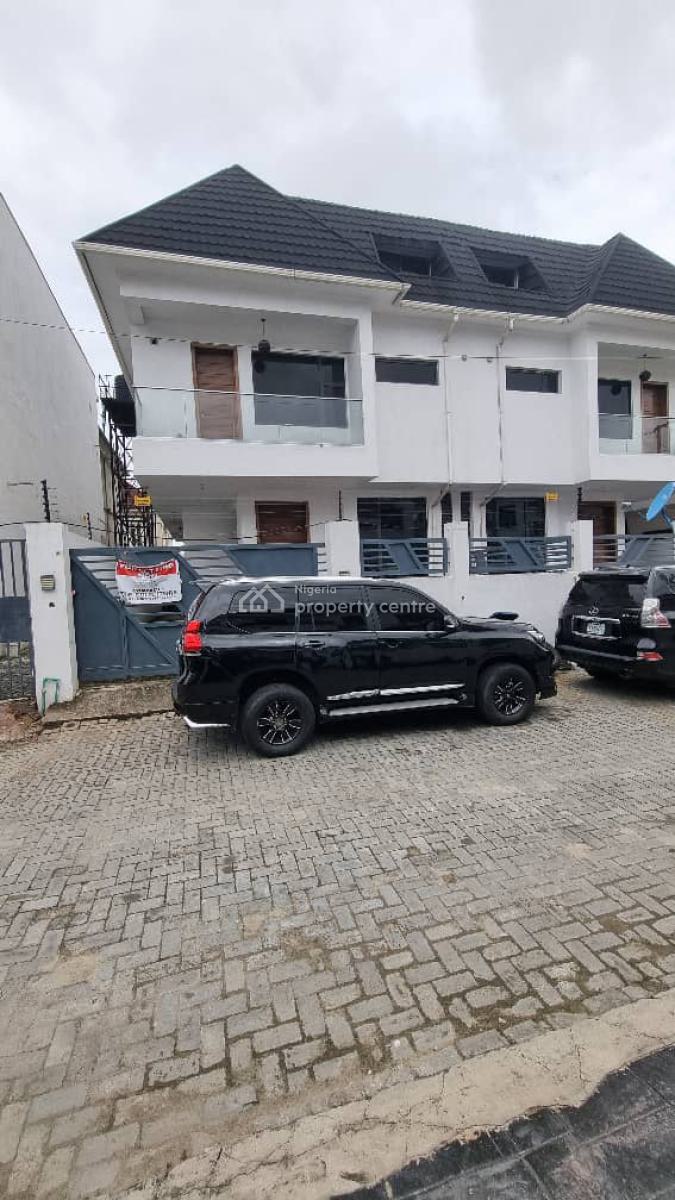 4 Bedroom Semi-detached Duplex with Bq, Idado, Lekki, Lagos, Semi-detached Duplex for Rent