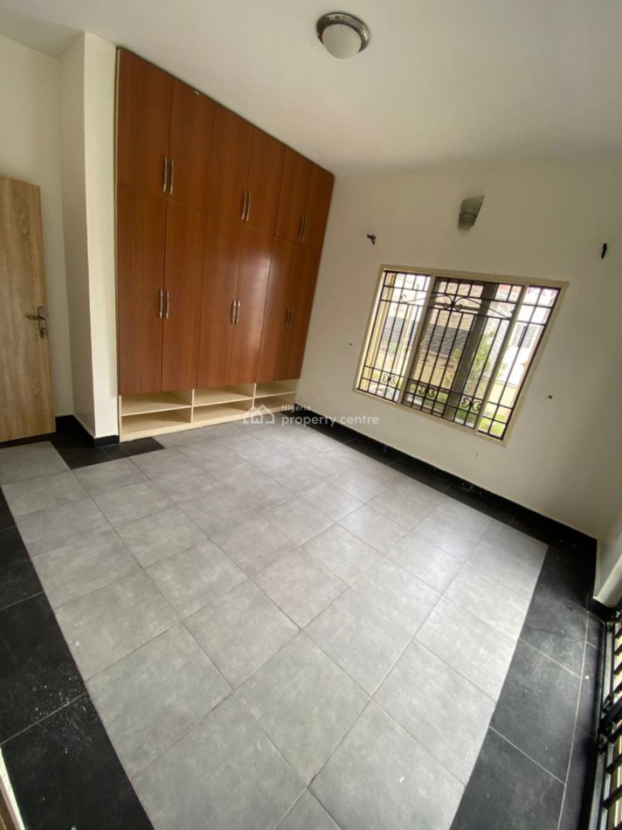 3 Bedroom Apartment, Lekki Phase 1, Lekki, Lagos, Flat / Apartment for Rent