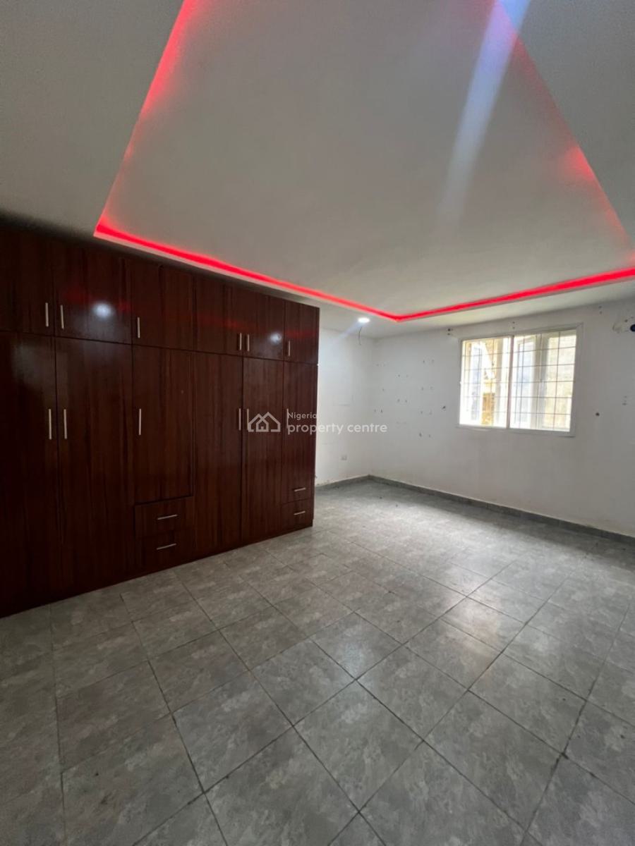 Very Massive and Beautiful Three (3) Bedroom Apartment, Aquamarine Estate 🏡, Apo, Abuja, Flat / Apartment for Rent