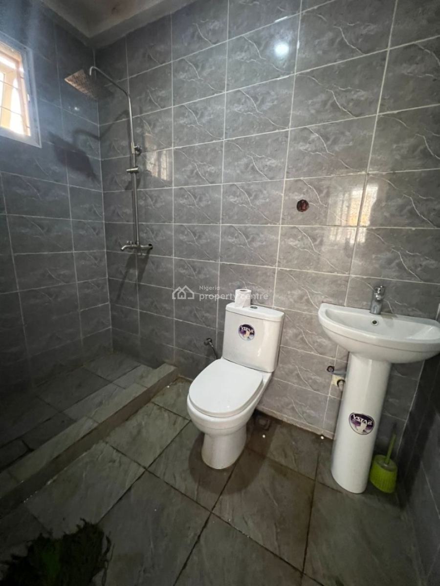 Very Massive and Beautiful Three (3) Bedroom Apartment, Aquamarine Estate 🏡, Apo, Abuja, Flat / Apartment for Rent