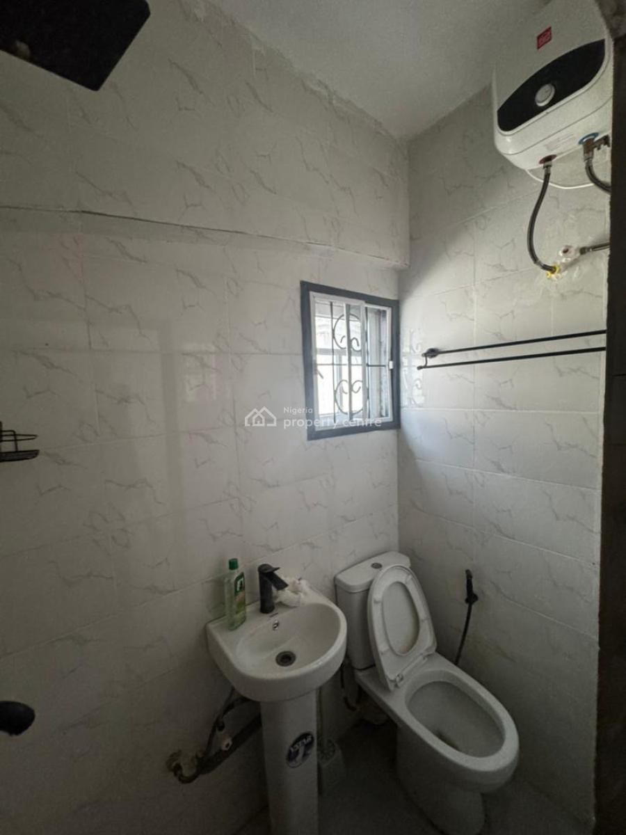 Luxury One Bedroom Apartment with 2 Toilets (upstairs), Sangotendo, Ajah, Lagos, Mini Flat (room and Parlour) for Rent