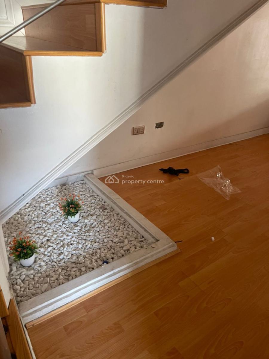 4bedroom Semi Detached with Bq, Ikota, Lekki, Lagos, Semi-detached Duplex for Rent