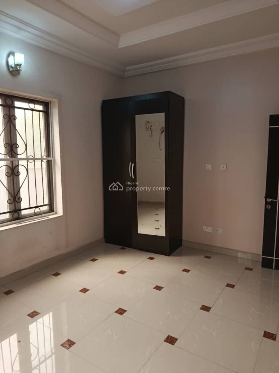 Spacious 3 Bedroom Flat with Pop and Wardrobe, Gra Phase 2, Magodo, Lagos, Flat / Apartment for Rent