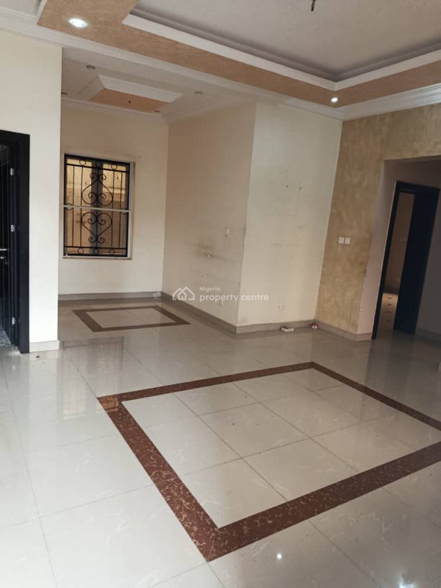 Spacious 3 Bedroom Flat with Pop and Wardrobe, Gra Phase 2, Magodo, Lagos, Flat / Apartment for Rent