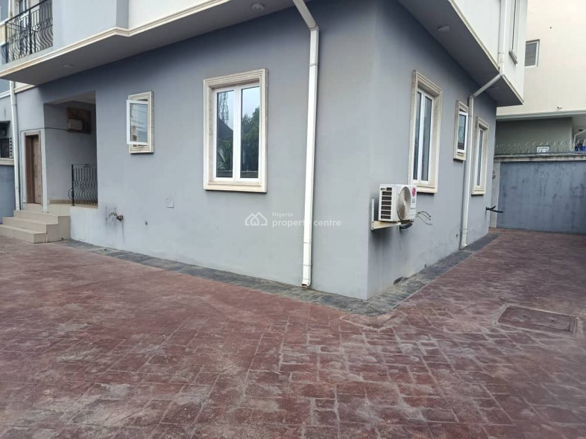 Spacious 3 Bedroom Flat with Pop and Wardrobe, Gra Phase 2, Magodo, Lagos, Flat / Apartment for Rent