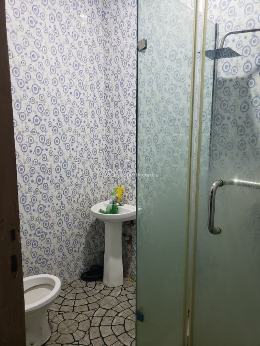 Master Bedroom in a Shared Apartment, Badore, Ajah, Lagos, Flat / Apartment for Rent