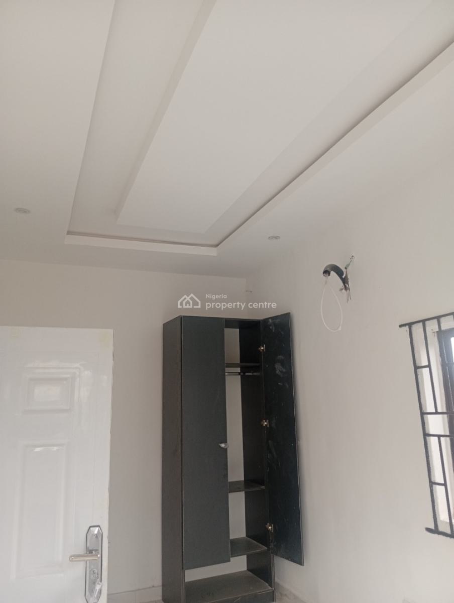 Executive Mini Flat, Alagbole Via Ojodu Berger Lagos, Ojodu Berger, Ojodu, Lagos, Mini Flat (room and Parlour) for Rent