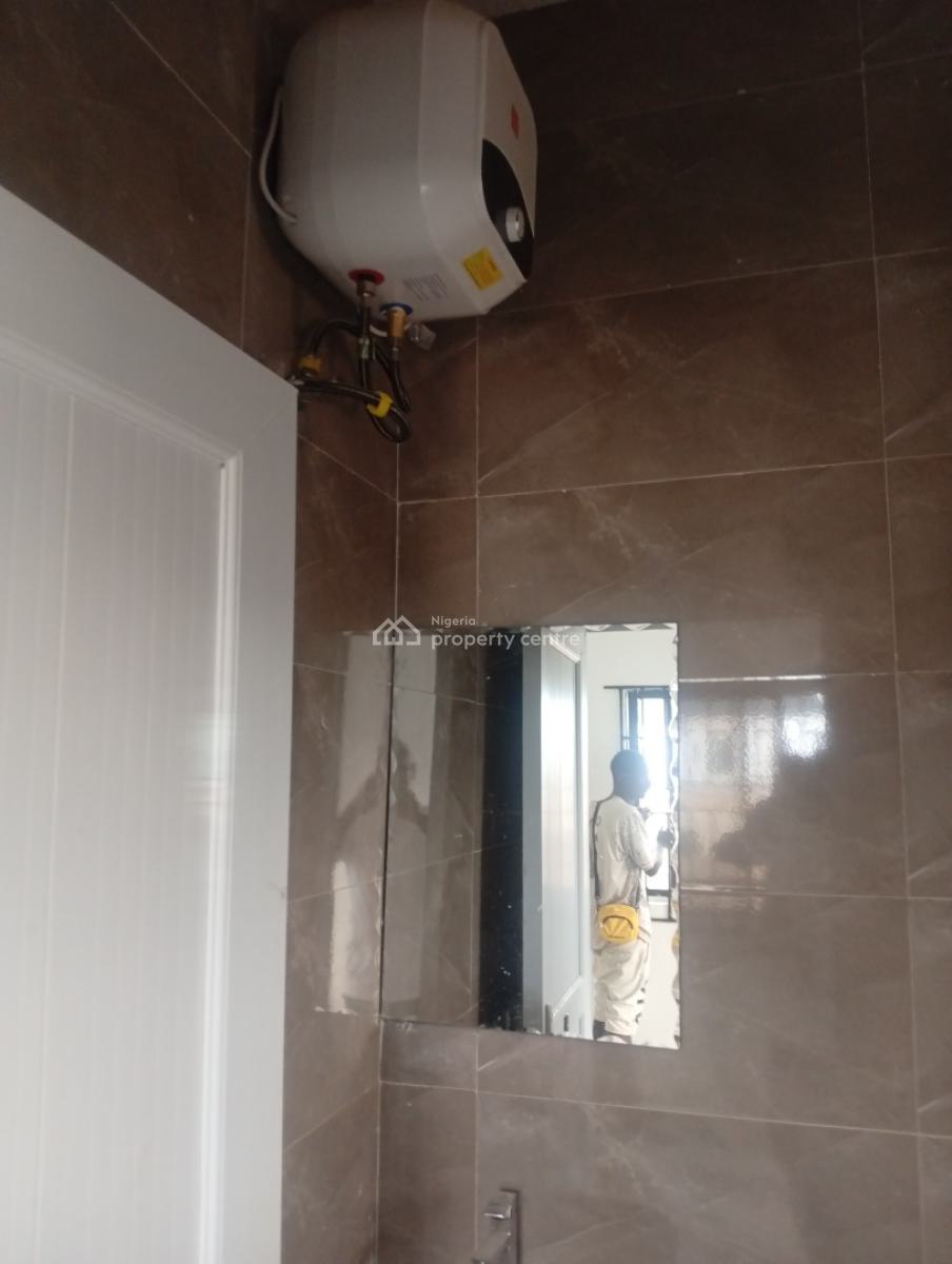 Executive Mini Flat, Alagbole Via Ojodu Berger Lagos, Ojodu Berger, Ojodu, Lagos, Mini Flat (room and Parlour) for Rent