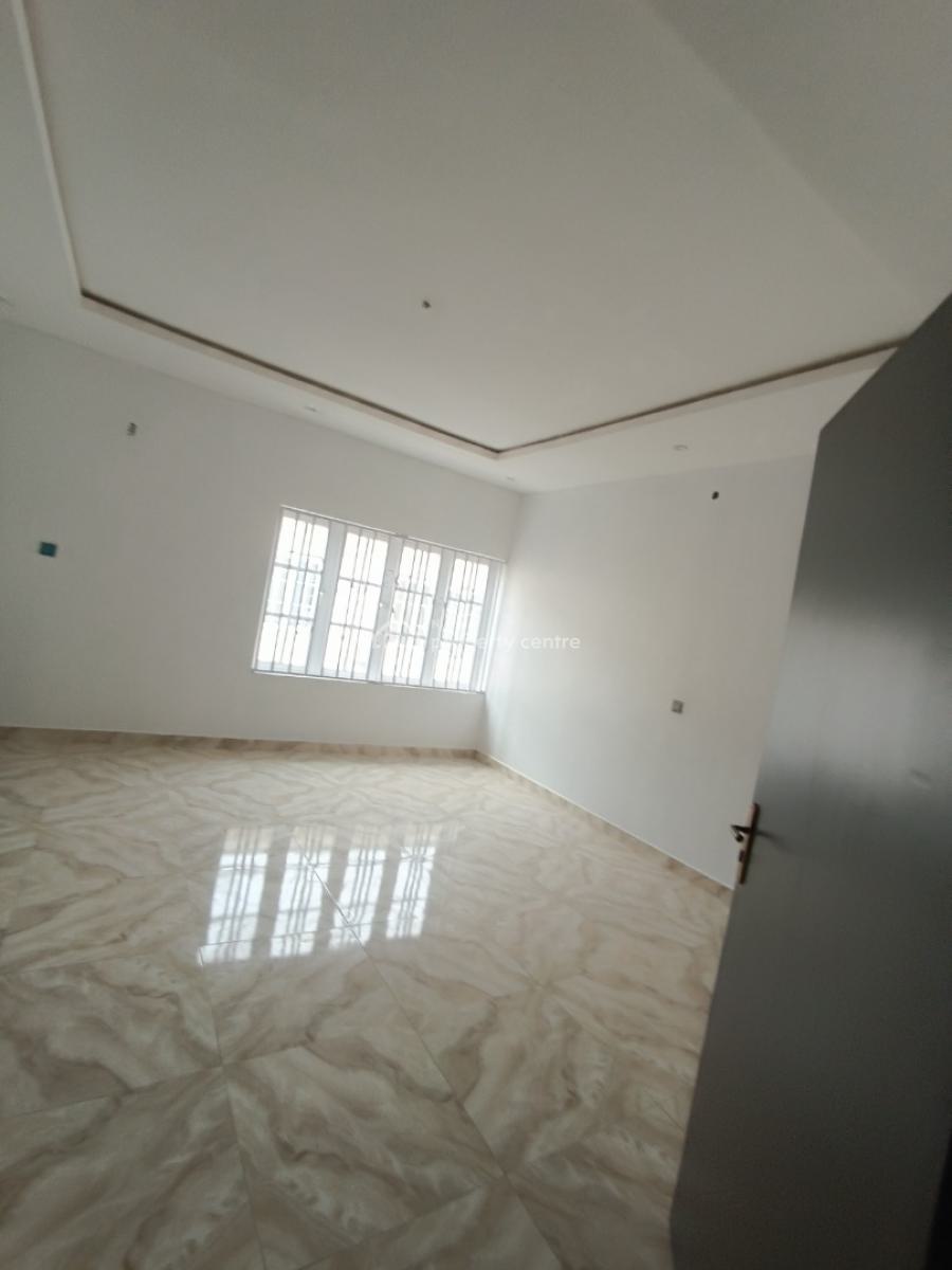a Brand New 3bedroom Flat, Pepperoni Ajah, Lekki Phase 2, Lekki, Lagos, Flat / Apartment for Rent