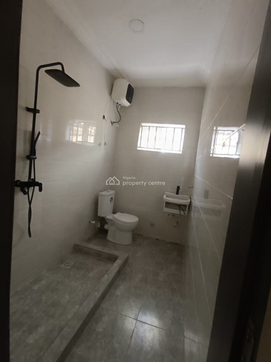 a Brand New 3bedroom Flat, Pepperoni Ajah, Lekki Phase 2, Lekki, Lagos, Flat / Apartment for Rent
