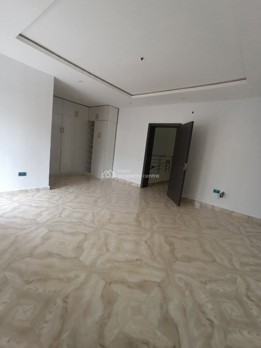 a Brand New 3bedroom Flat, Pepperoni Ajah, Lekki Phase 2, Lekki, Lagos, Flat / Apartment for Rent