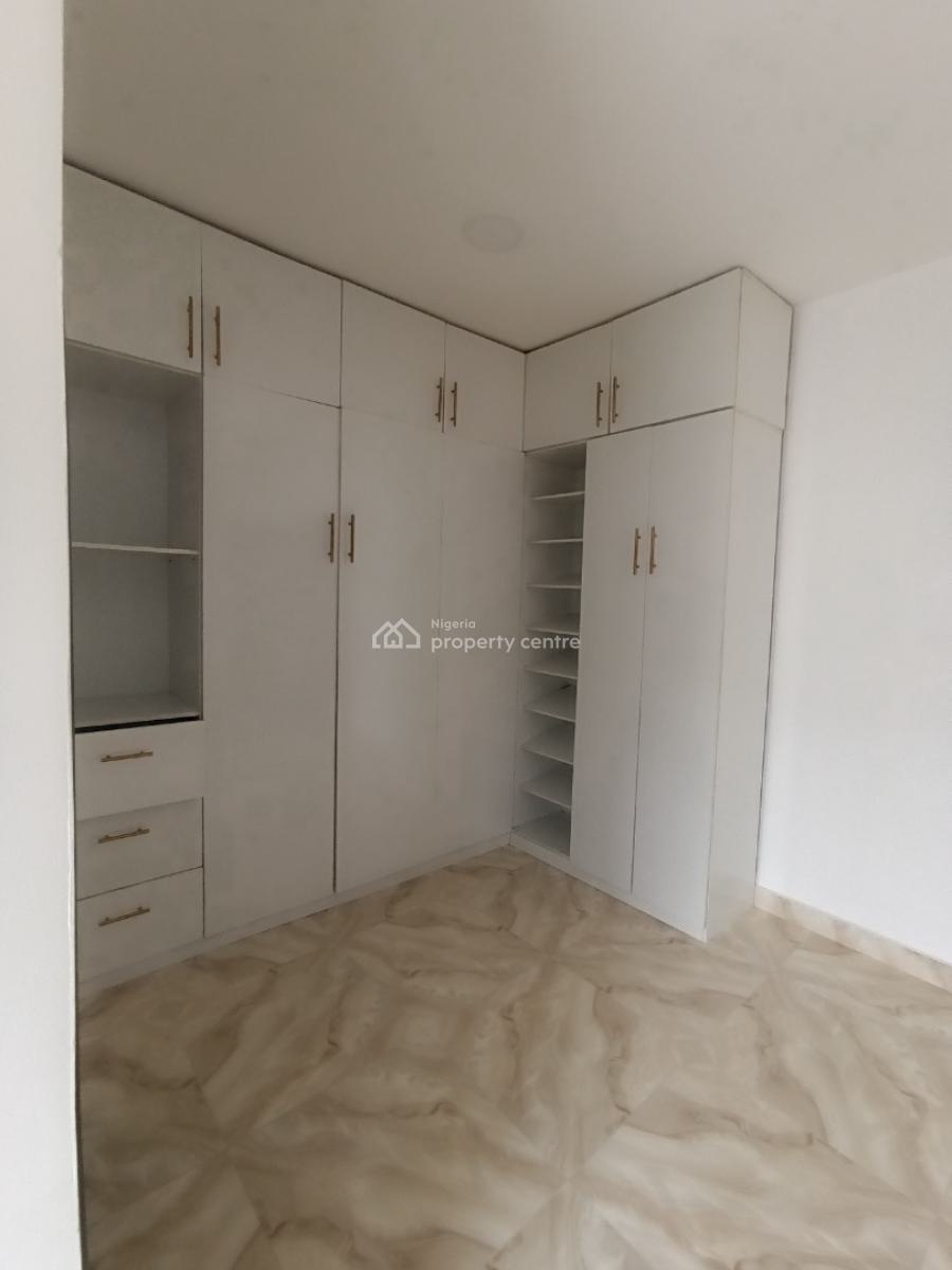 a Brand New 3bedroom Flat, Pepperoni Ajah, Lekki Phase 2, Lekki, Lagos, Flat / Apartment for Rent