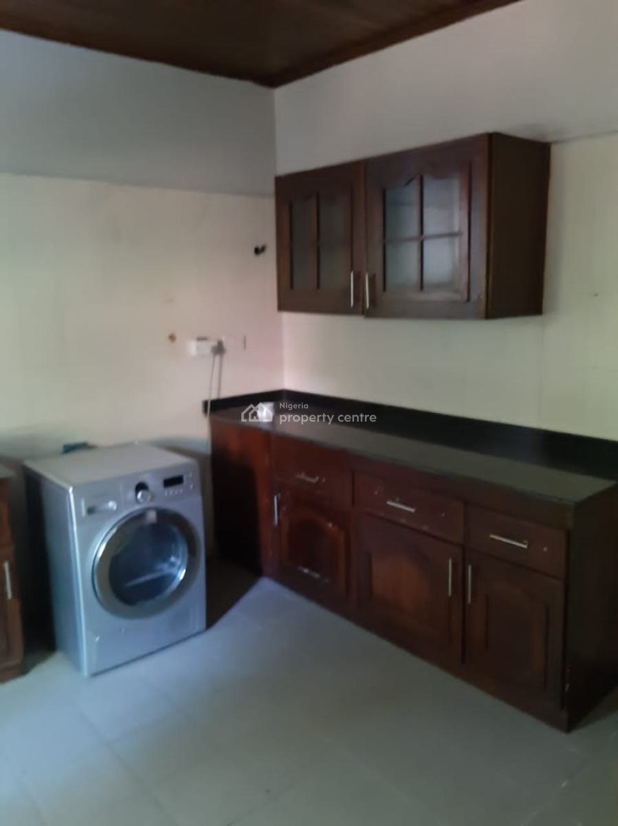 3 Bedroom Terrace with a Bq, Off Mobolaji Johnson Estate, Old Ikoyi, Ikoyi, Lagos, Terraced Duplex for Rent