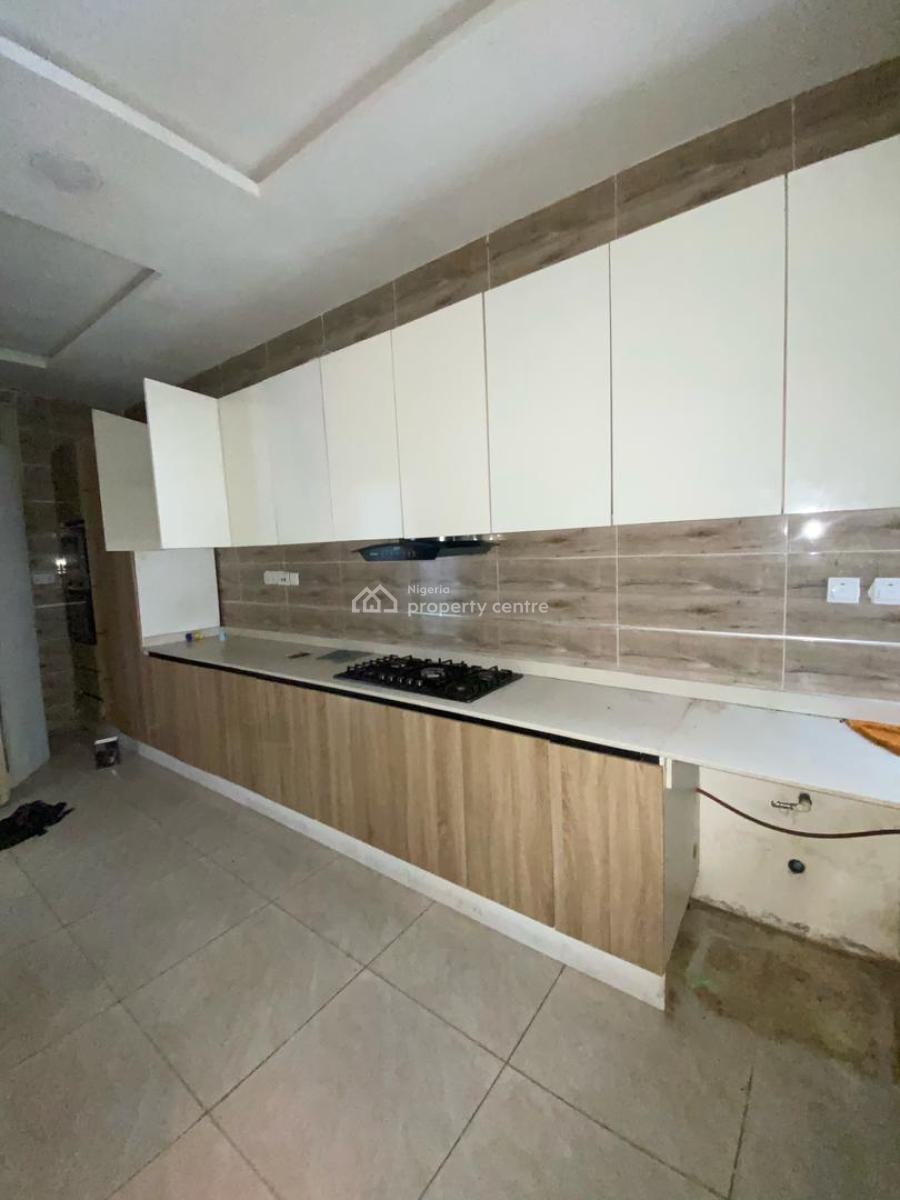 4 Bedroom Terrace Duplex in an Estate, Vgc, Lekki, Lagos, Terraced Duplex for Rent