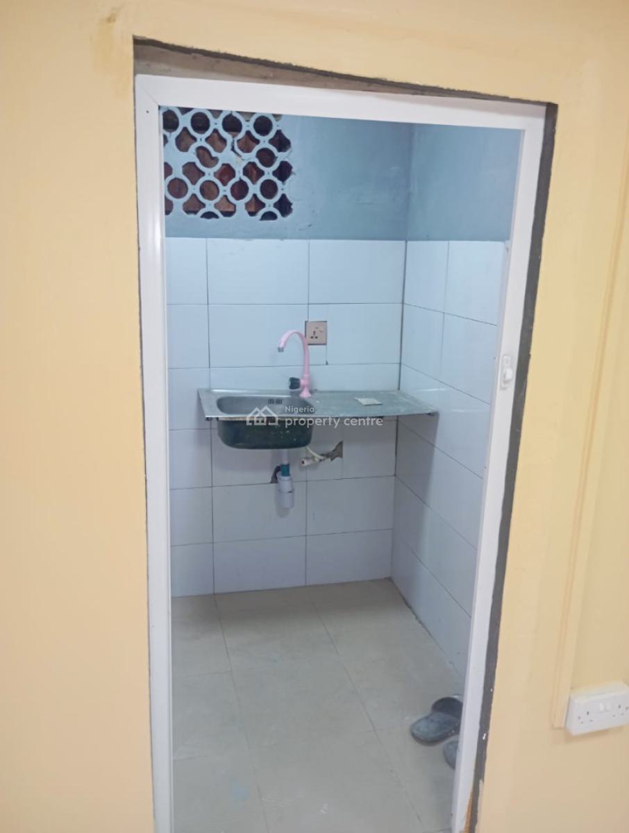 Renovated Roomself Contained+ Amenities, in a Serene Environment Opposite Country Club, Ikeja, Ikeja, Lagos, Self Contain (single Rooms) for Rent