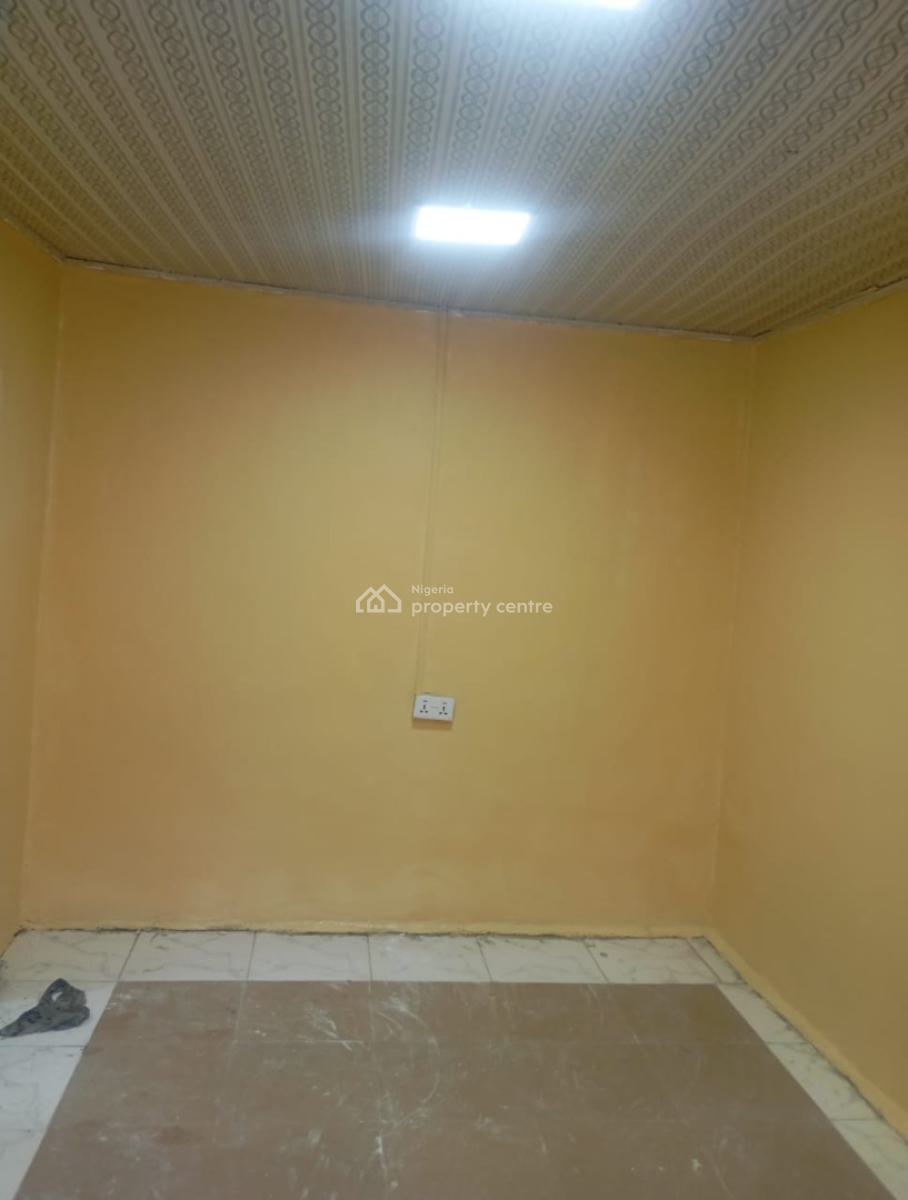 Renovated Roomself Contained+ Amenities, in a Serene Environment Opposite Country Club, Ikeja, Ikeja, Lagos, Self Contain (single Rooms) for Rent
