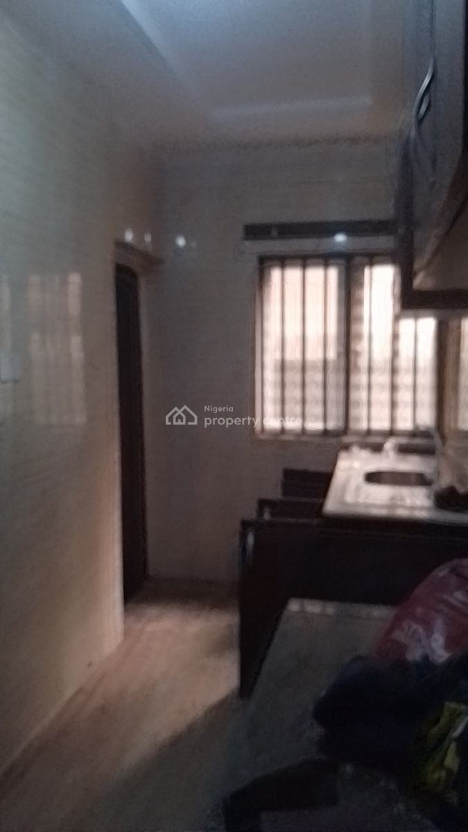 Recently Vacated and Under Renovation 3 Bed Fastest Finger, Oakland Estate, Sangotedo, Ajah, Lagos, Flat / Apartment for Rent