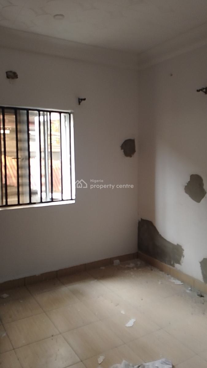 Recently Vacated and Under Renovation 3 Bed Fastest Finger, Oakland Estate, Sangotedo, Ajah, Lagos, Flat / Apartment for Rent