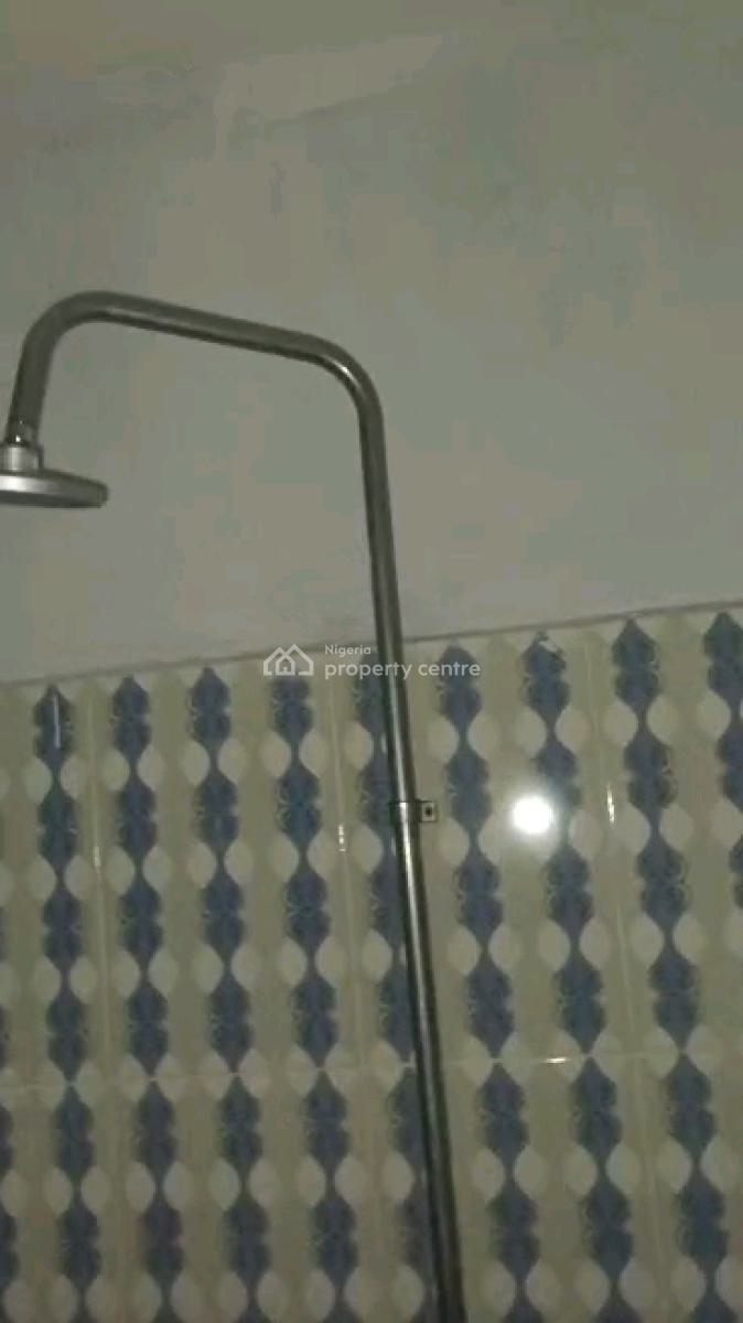 Nigerian Used Room Self, Alagomeji, Yaba, Lagos, Self Contain (single Rooms) for Rent