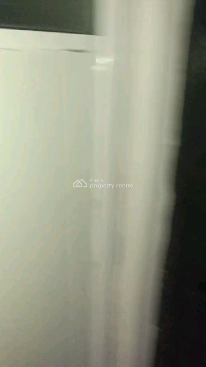 Nigerian Used Room Self, Alagomeji, Yaba, Lagos, Self Contain (single Rooms) for Rent