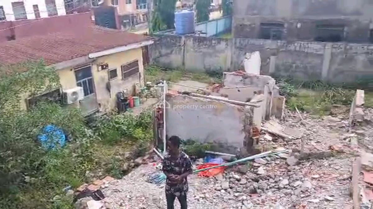 Land Measuring 411sqm in a Well Secured Environment, Funmilayo Onaronke Street, Chemist Bus Stop By Total Filling Station, Akoka, Yaba, Lagos, Land for Sale