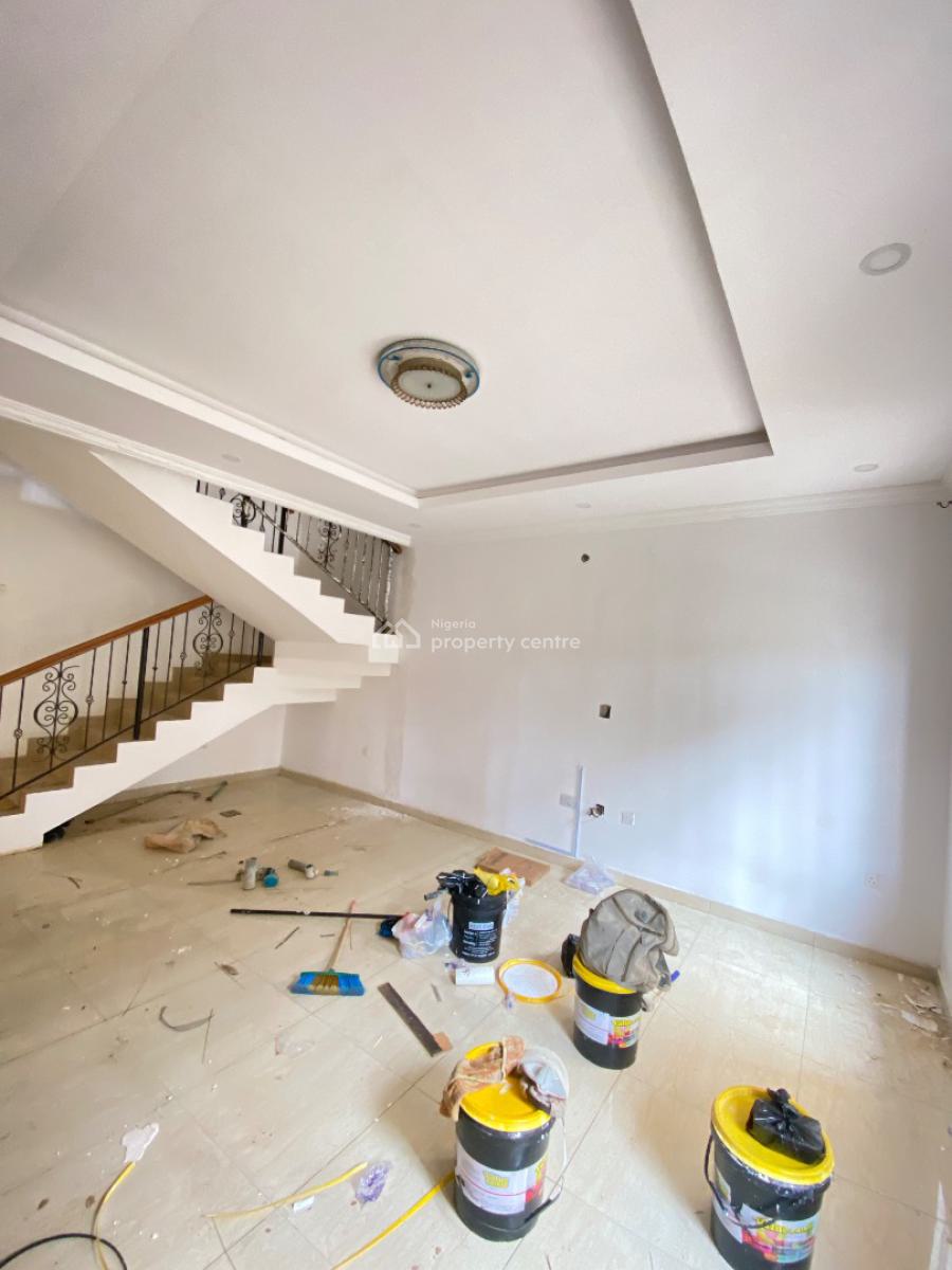 Neat Spacious 4bedroom Terrace Duplex, Inside an Estate New Road Chevron, Lekki, Lagos, Terraced Duplex for Rent