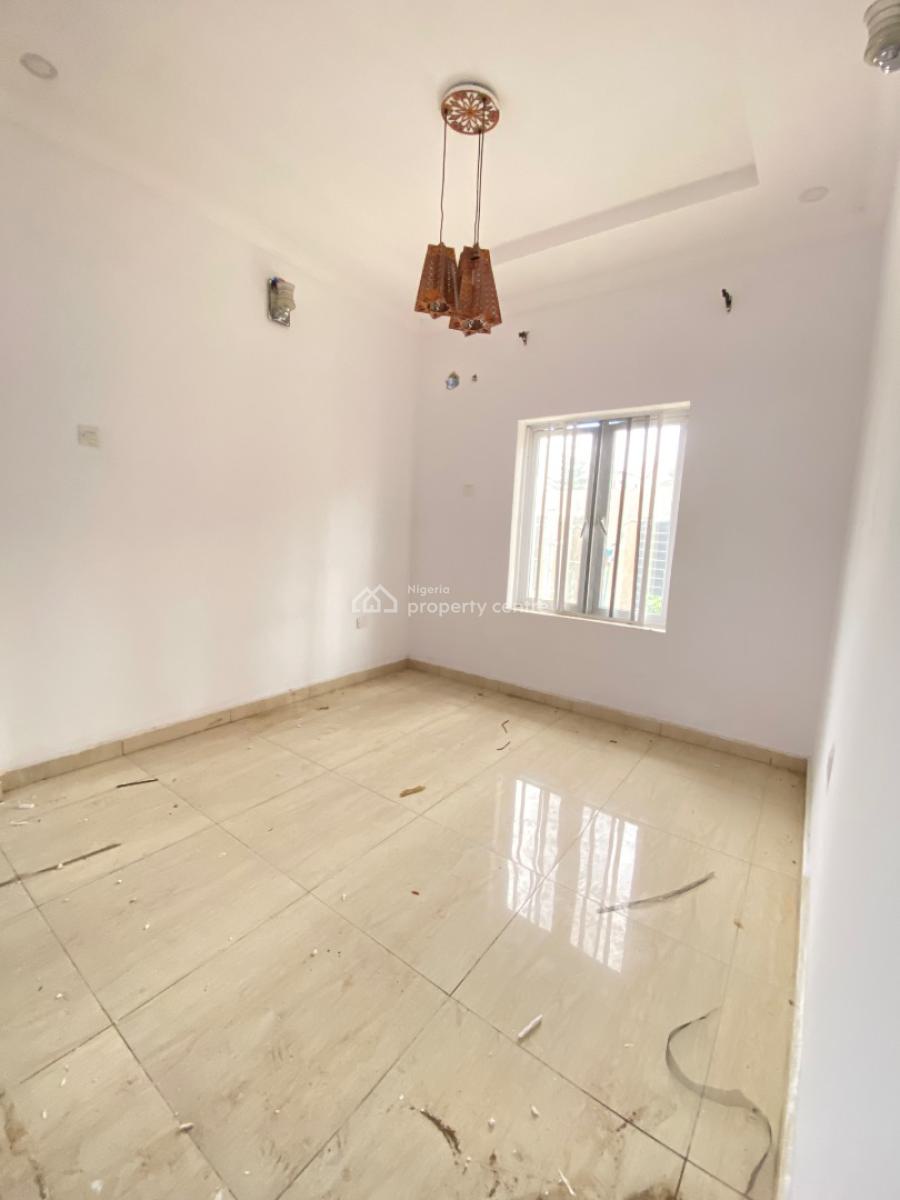 Neat Spacious 4bedroom Terrace Duplex, Inside an Estate New Road Chevron, Lekki, Lagos, Terraced Duplex for Rent