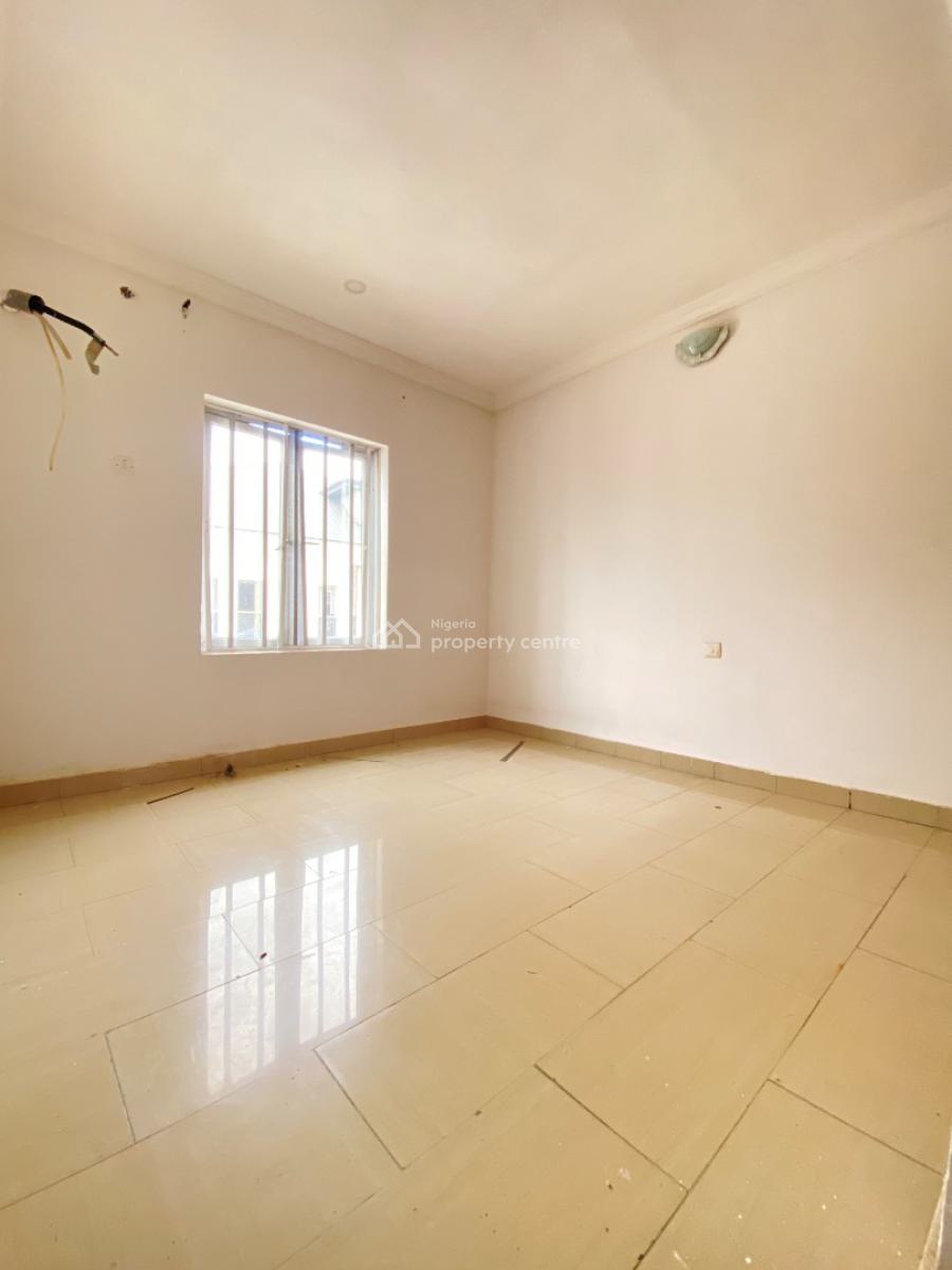 Neat Spacious 4bedroom Terrace Duplex, Inside an Estate New Road Chevron, Lekki, Lagos, Terraced Duplex for Rent