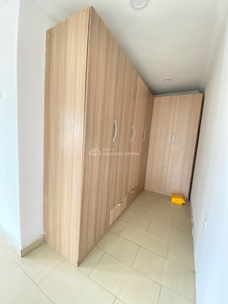 Neat Spacious 4bedroom Terrace Duplex, Inside an Estate New Road Chevron, Lekki, Lagos, Terraced Duplex for Rent
