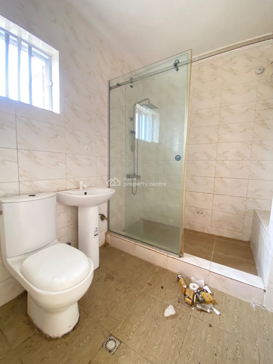 Neat Spacious 4bedroom Terrace Duplex, Inside an Estate New Road Chevron, Lekki, Lagos, Terraced Duplex for Rent