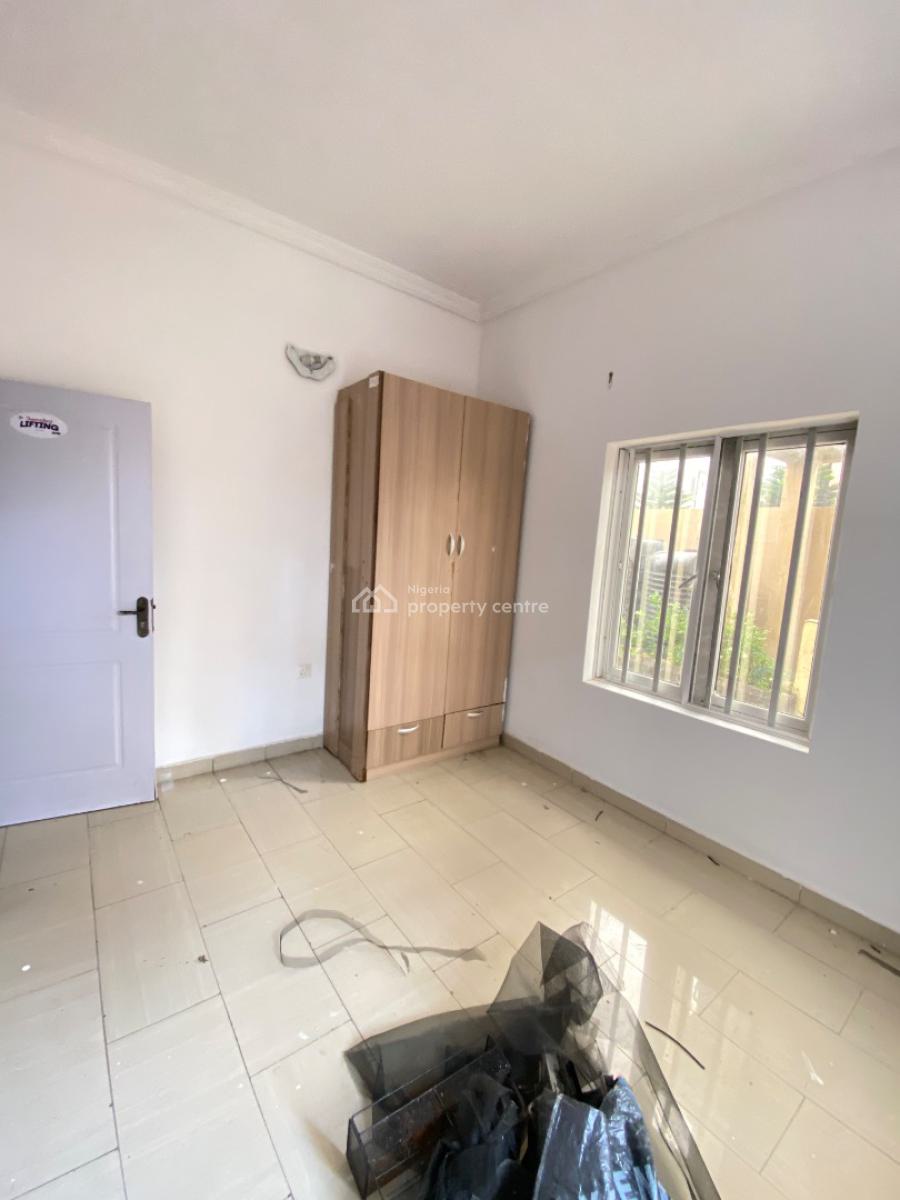 Neat Spacious 4bedroom Terrace Duplex, Inside an Estate New Road Chevron, Lekki, Lagos, Terraced Duplex for Rent